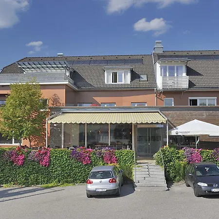 فندق Biergasthaus Schiffner ايغن ام مهلكريس