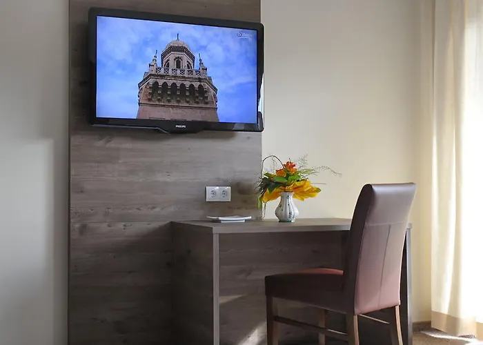 Otel Biergasthaus Schiffner 3*